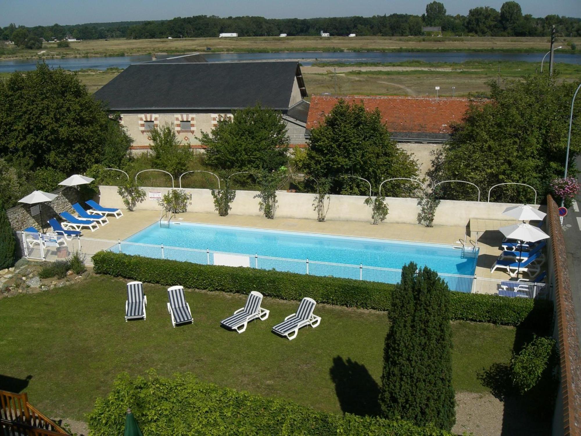 Hostellerie Du Chateau Onzain Exterior photo